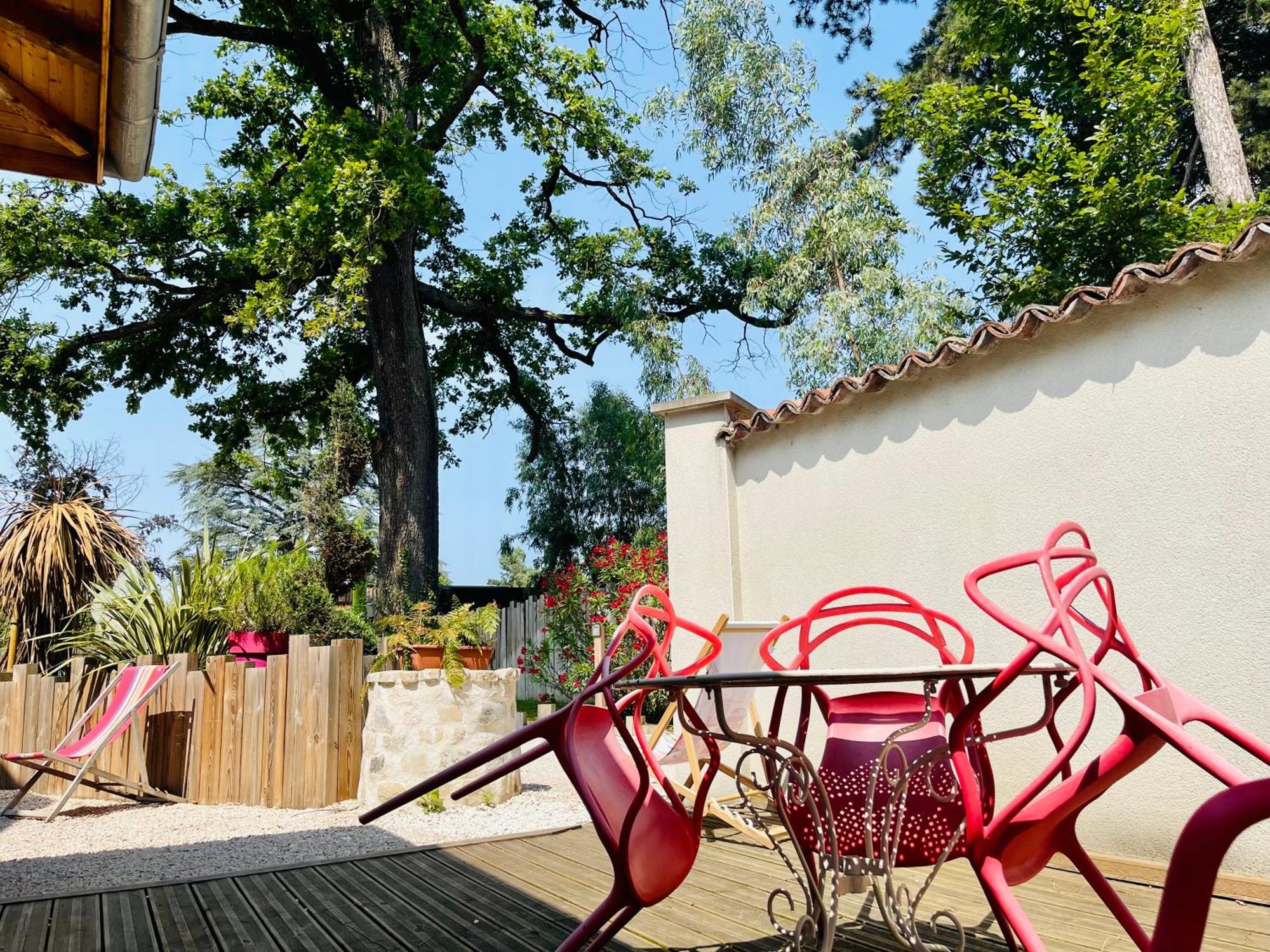 Aux Tourelles 1888 - Tres Proche Lyon Bed and Breakfast Tassin-la-Demi-Lune Εξωτερικό φωτογραφία