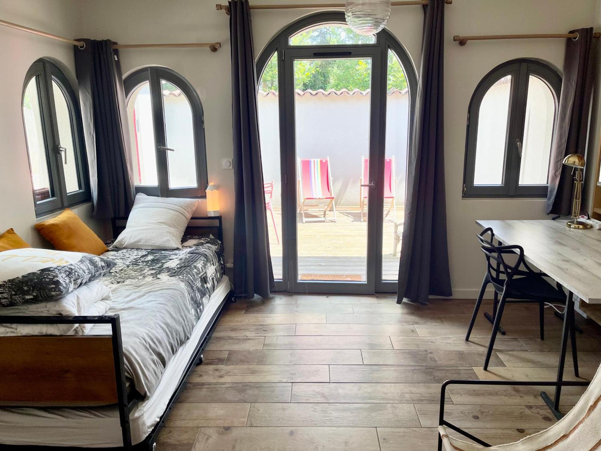 Aux Tourelles 1888 - Tres Proche Lyon Bed and Breakfast Tassin-la-Demi-Lune Εξωτερικό φωτογραφία